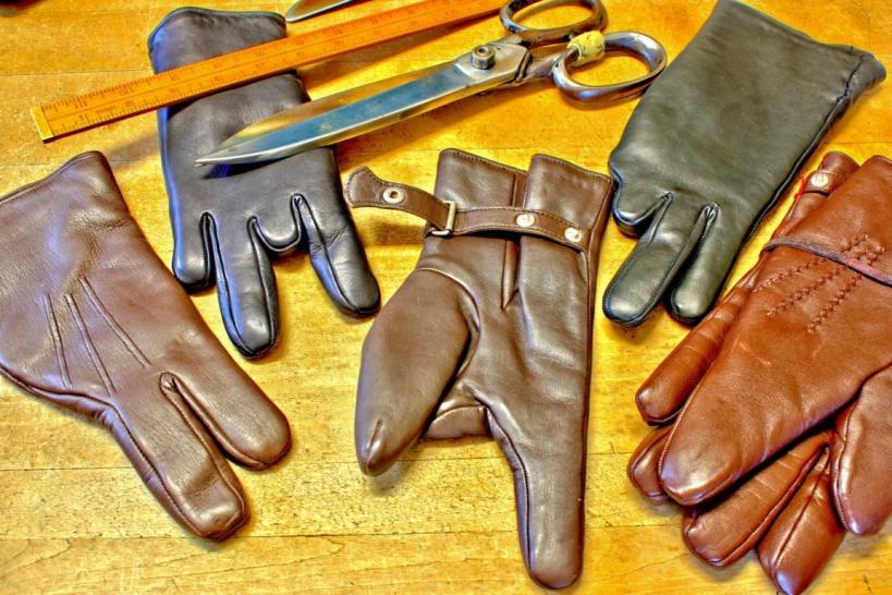 Handschuhe für Unfallopfer